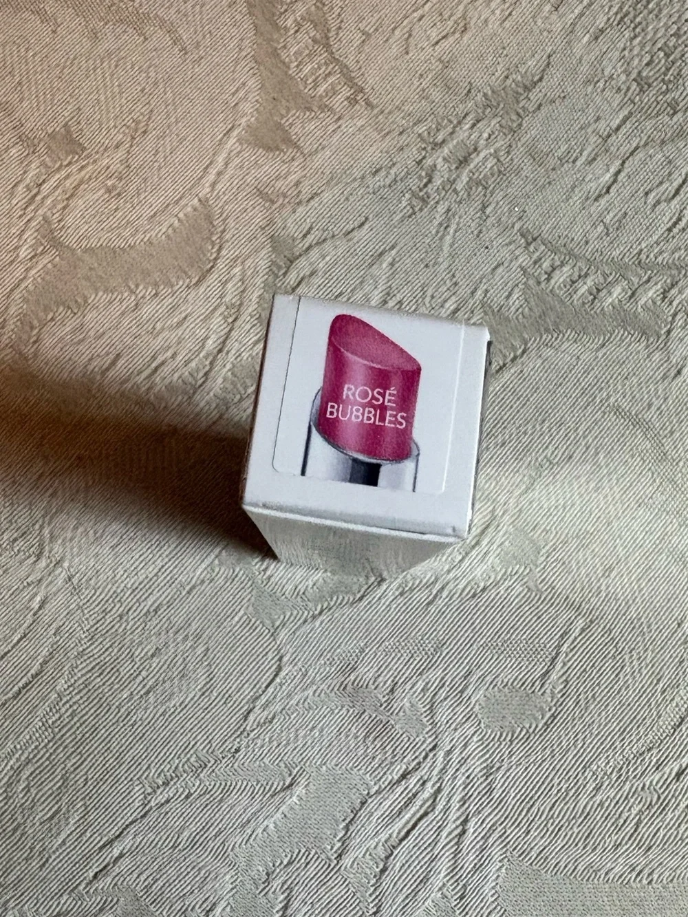 Buxom Full On Satin Plumping Lipstick in Rose Bubbles BNIB